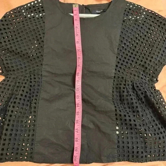 2/20 Madewell Black Cropped Eyelet Top - Women’s XS - Picture 10 of 10